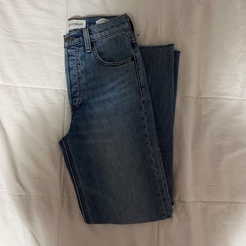 Denim Forum Arlo Jeans